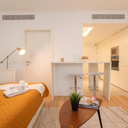 Stylish & Bright By Hostwise